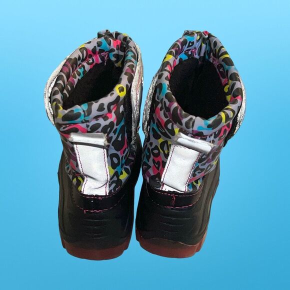 Toddler Members Mark MM Gray Heart Print Light Up Snow Boots Size 7/8 - Picture 5 of 9